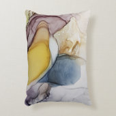 アルコールインクの渦巻き、黄色の濃淡、抽象芸術。 アクセントクッション (正面(垂直))