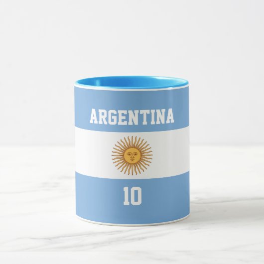 アルゼンチンのフラグ(5月の日) -プレお気に入りのイヤー番号 マグカップ (中央)