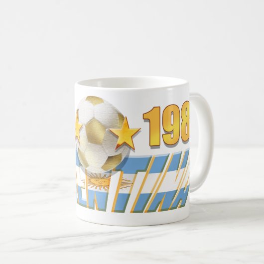 アルゼンチンの旗1978 1986年の世界のチャンピオンのギア コーヒーマグカップ (正面右)