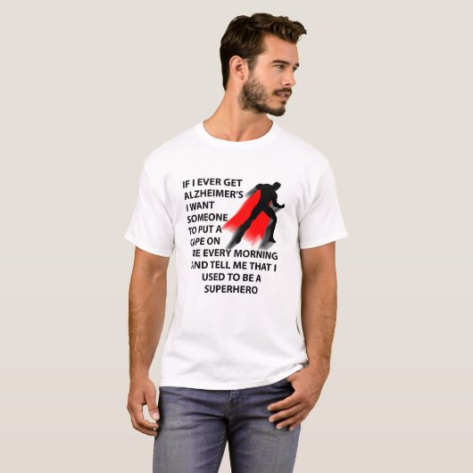 アルツハイマー・スーパーヒーロー・面白いTシャツ Tシャツ (正面フル)
