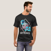 アルテミス ネオン ロゴ - かわいい月惑星スペースアート Tシャツ (正面フル)