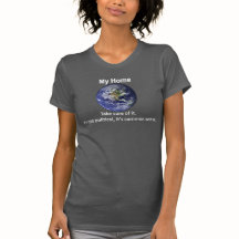 アルテミス - 私の家 "政治的じゃない" Tシャツ