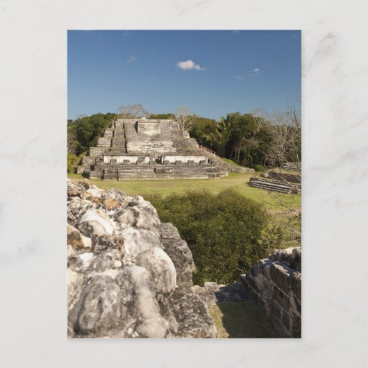 アルトゥンハは200年に遡るマヤのサイト ポストカード (正面)