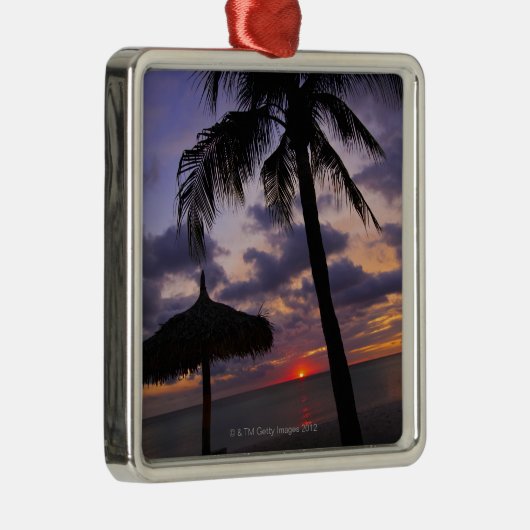 アルバのヤシの木およびpalapaのシルエット メタルオーナメント (右)