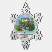 アルバのDivi単独のDiviの木 スノーフレークピューターオーナメント (右)