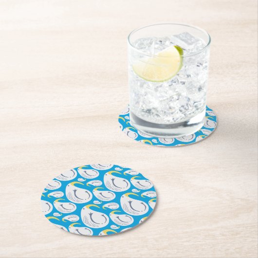 アルバトロスホワイト、ブルー、イエロー、グレー、ペイズリーデザイン ラウンドペーパーコースター (インサイチュ)