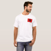 アルバニアの旗と地図Tシャツ Tシャツ (正面フル)