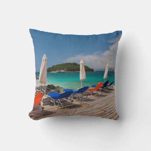 アルバニアンリビエラ、サミル、町のビーチフロント クッション (正面)