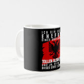 アルバニア国旗の妻アルバニア人夫人 コーヒーマグカップ (正面左)