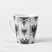 アルバニア国旗3 カフェラテマグ (左アングル)