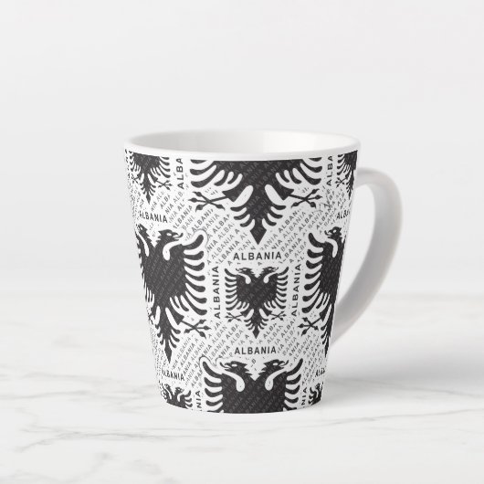 アルバニア国旗3 カフェラテマグ (右アングル)
