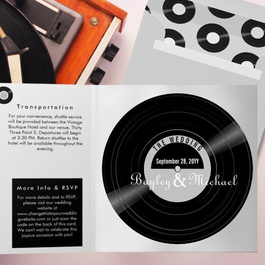 アルバムユニークカバーB&W写真の結婚録画 三つ折り招待状