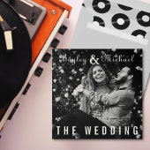 アルバムユニークカバーB&W写真の結婚録画 三つ折り招待状