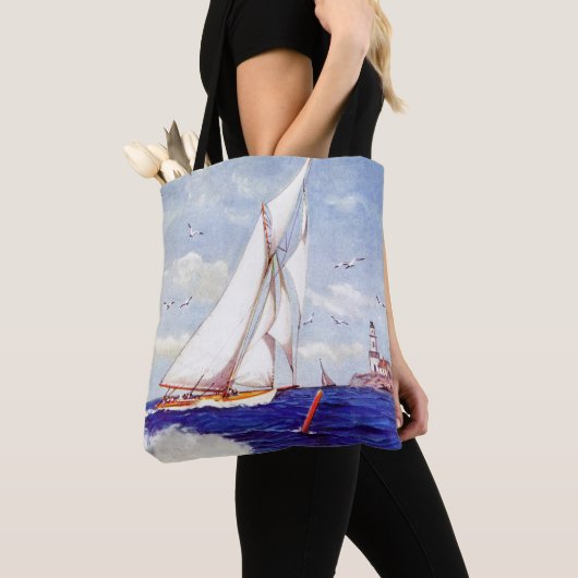 アルバートBの灯台のそばを航行している。マーク トートバッグ (クローズアップ)