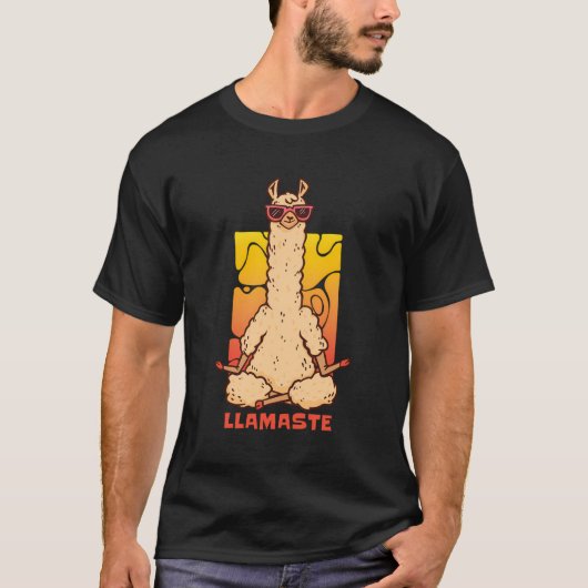 アルパおもしろいカ農家のラマおもしろいのモチーフ Tシャツ (正面)