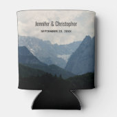 アルパインマウンテンズカントリー自然結婚写真 缶クーラー (裏面)