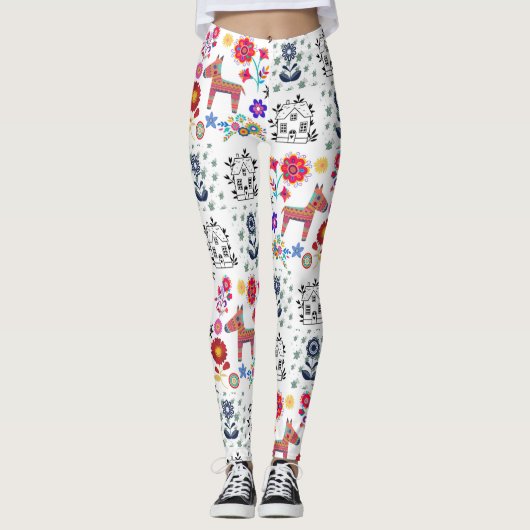アルパカピナタブルーハウスと花のレギンス レギンス (正面)