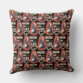 アルピニズムが人生で高く登ること クッション (裏面)