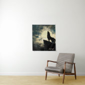 アルファウルフが夜の満月で泣いている タペストリー (インサイチュ)