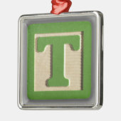 アルファベットのおもちゃのブロックT メタルオーナメント (左)
