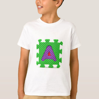 アルファベットの手紙のパズル Tシャツ