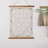 アルファベットガールズライトピンクフローラ 吊り下げ型タペストリー