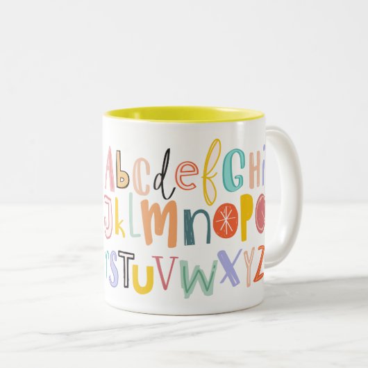 アルファベットキッズカッコいいタイポグラフィ ツートーンマグカップ (正面右)