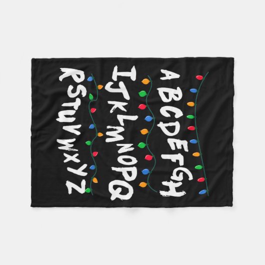アルファベットクリスマスライトTシャツ ストレンジャーTeeギフ フリースブランケット (正面(横))