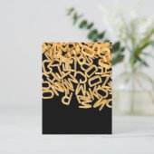 アルファベットパスタの背景 ポストカード (スタンド正面)