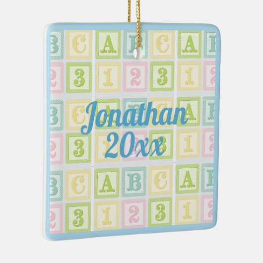 アルファベット男の赤ちゃんブルーキープサケ名日付 セラミックオーナメント (右)