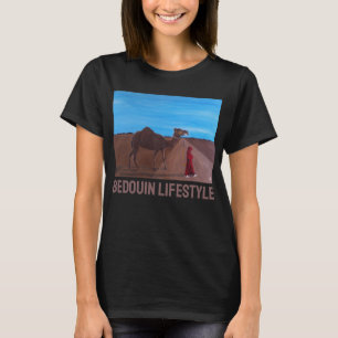 アルフレッド・フォックスによるラクダの絵の少女 Tシャツ