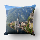 アルプスとオーストリアのハルスタットの教会と村 クッション (正面)