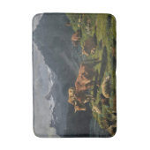 アルプスの風景の中の牛と羊 バスマット (正面縦)