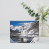 アルプス山脈を持つ雪の中の教会 ポストカード (スタンド正面)