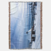 アルプス雪山のチャペル スローブランケット (正面縦)