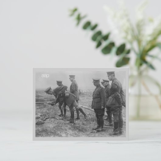 アルベール王が戦場で第二次世界大戦1 ポストカード (スタンド正面)