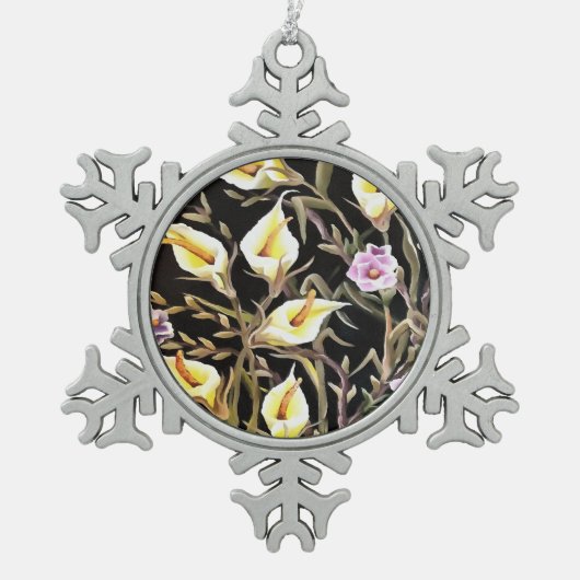 アルムリリー芸術的フローラデザインオンブラック スノーフレークピューターオーナメント (正面)