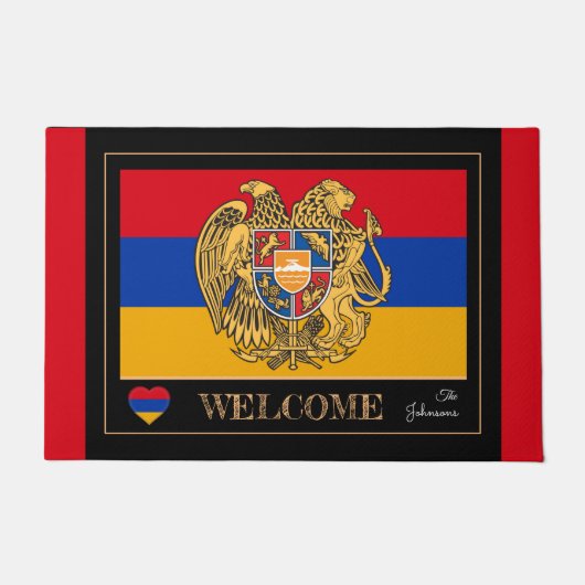 アルメニアのエンブレム、アルメニア国旗のマット/スポーツへようこそ ドアマット (正面)