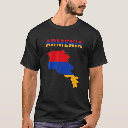 アルメニアの地図の中にあるアルメニア国旗 Tシャツ (正面)