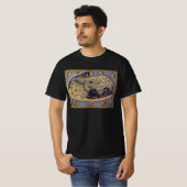 アルンスハイムのヨハネスによる古代プトレマイオス世界地図 Tシャツ (正面フル)