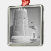 アル·ズバラ·カタール。アル·ズバラ·フォート(b.1938)今2 メタルオーナメント (左)