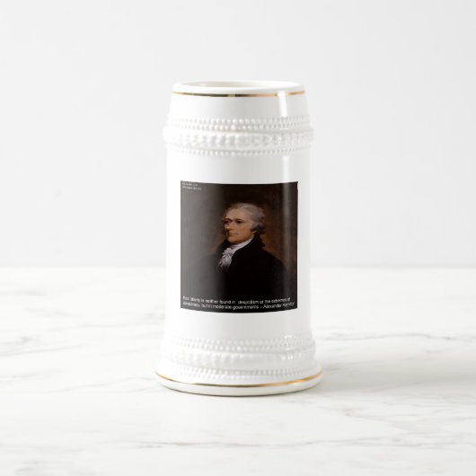 アレクサンダー・ハミルトンのギフト ビールジョッキ (中央)