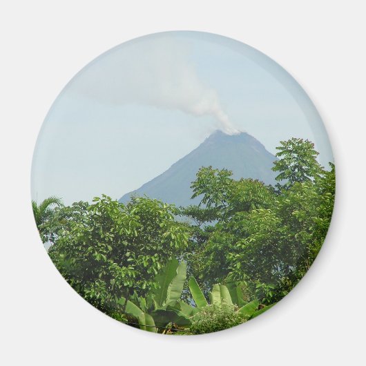 アレナル火山、コスタリカ。 マグネット (正面)