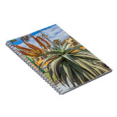 アロエベラの植物と花のノート ノートブック (右側)