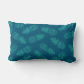 アロハスクリプトタイポグラフィティール(緑がかった色)パイナップルパターン ランバークッション (裏面)