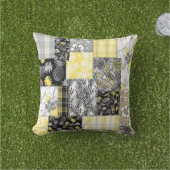 アロハパッチワークハワイアントロピカルプリント – ニュートラル アウトドアクッション (芝生)