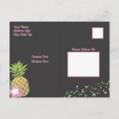 アロハベビーピンクトロピカルガールベビーシャワーダーク インビテーションポストカード (裏面)