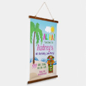 アロハルアウ（ハワイ式宴会）誕生日 吊り下げ型タペストリー (傾斜あり)