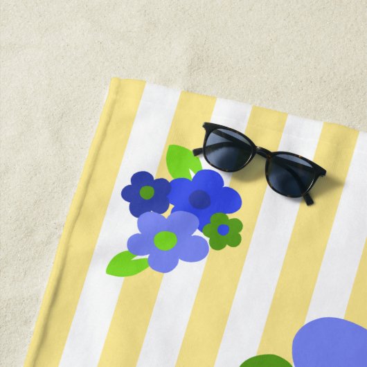 アロハ意味ハローハワイアンフローラ – 黄色 ビーチタオル (インサイチュ)