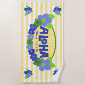 アロハ意味ハローハワイアンフローラ – 黄色 ビーチタオル (正面)